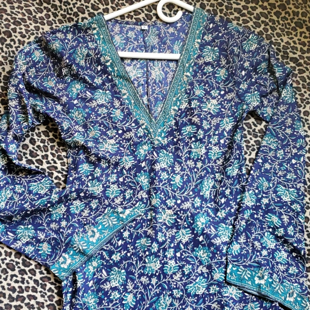 Small long sleeve blouse